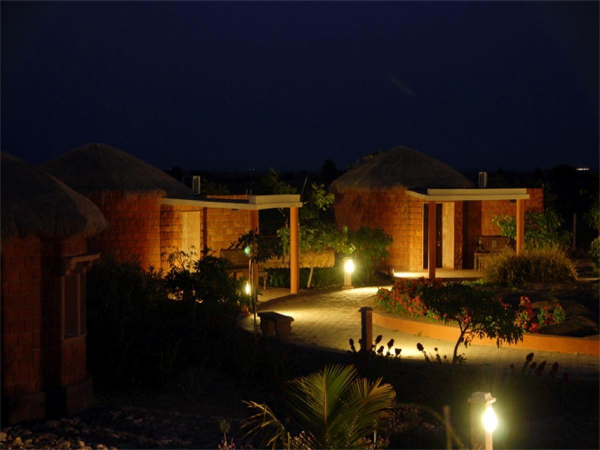 Готель The Royal Safari Camps Bajana Екстер'єр фото